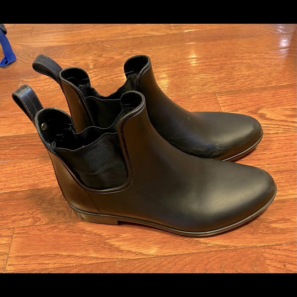 Same Edelman Tinsley Rain boots black size 9